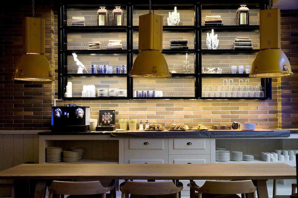 Praktik Bakery Hotel Barcelona Exterior photo